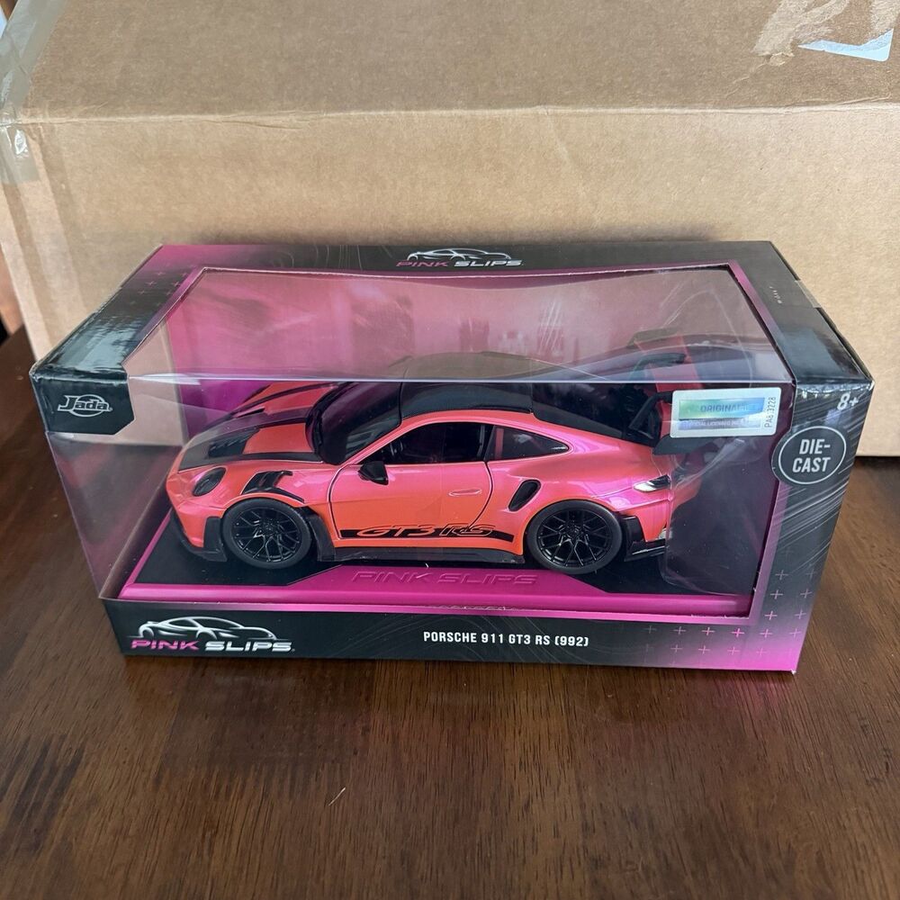 JADA TOYS PORSCHE 911 GT3 RS 992 Pearl Pink Slips 2026 #36551 1:24 Die-cast new
